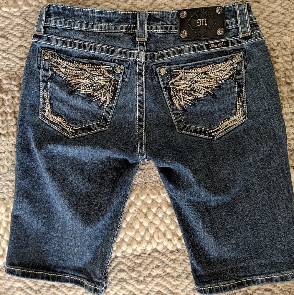 Miss Me Shorts (Bermuda style)